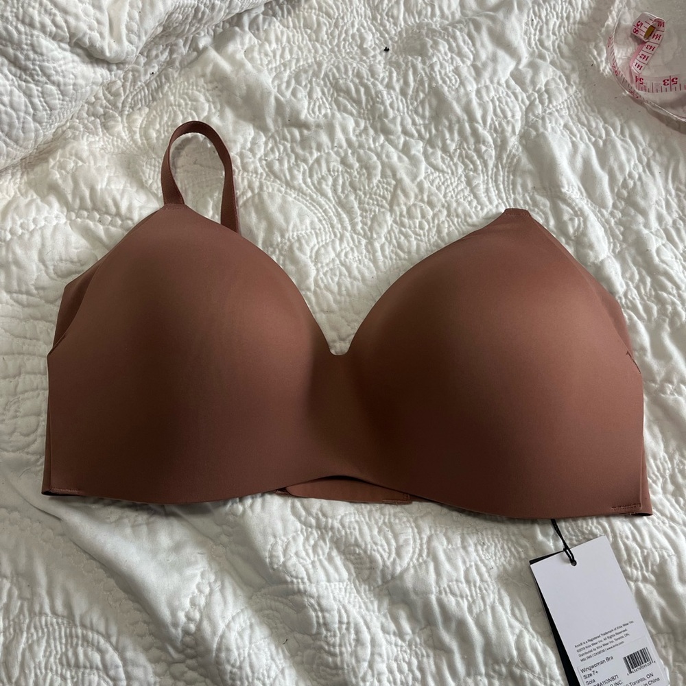Knix | Wingwoman Contour Wireless Bra in  Sola Size 7+